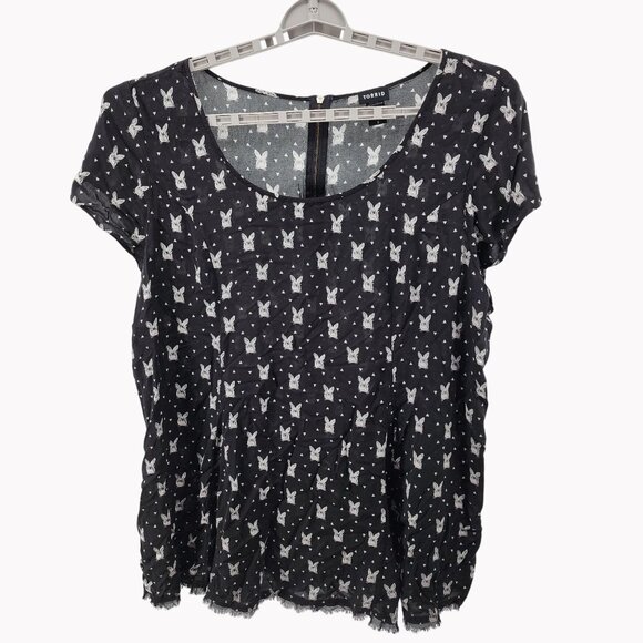 Torrid 3 Womens 3X Black Bunny Print Short Sleeve Top Size 22/24 Zip Back Top - Picture 1 of 8